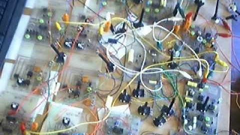 Analog Synth DIY Sample and Hold (S&H) The Maschine!