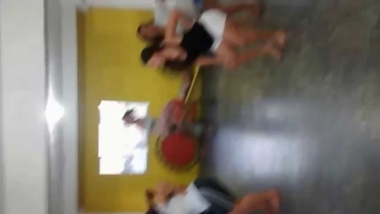 Academia ensaio
