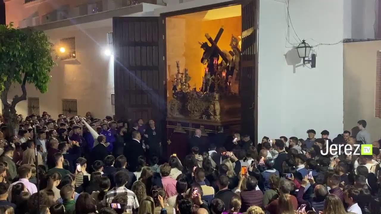 DIRECTO RECOGIDA DE LA HERMANDAD DE LA ENTREGA DE GUADALCACÍN  #JerezTV #JerezTelevisión #SemanaS…