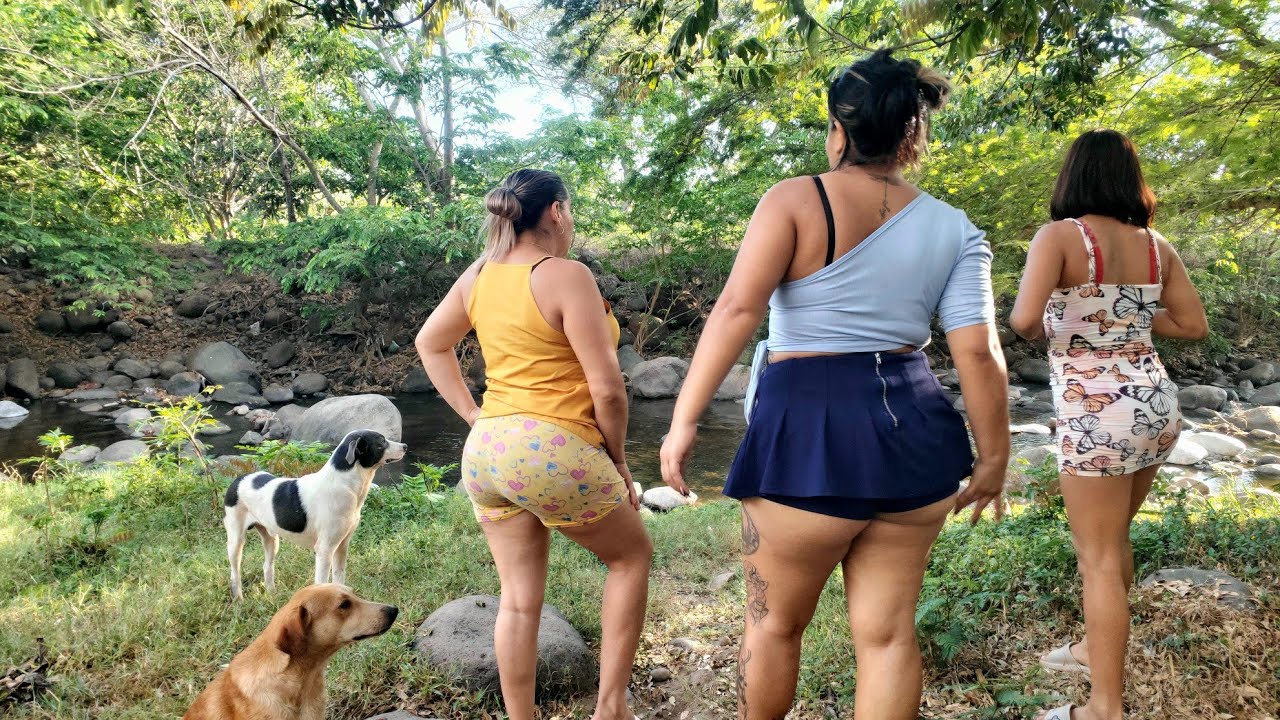 🌟-Las chicas defienden a una cabrá🐐 de lo s firulay🐕🤣🤣