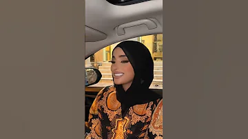 ماعاتبه ولا لومه يفهمني يا ريته بس يحضني محتاج له ضحى 