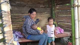 Poor Single Mother: Big Snake Attacks When Mother Goes Into The Forest To Harvest | Hard Life