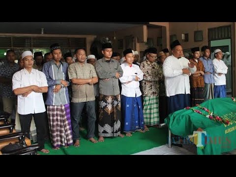 VIRAL!!! TERBARU_2019 JENAZAH HIDUP LG WAKTU DI SOLATKAN