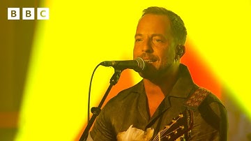 James Morrison performs 