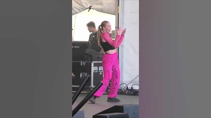 Lia Larsson - Hot Hot Amore Öregrund 28 juli 2024 @lialarssonofficial  #lialarsson #concert