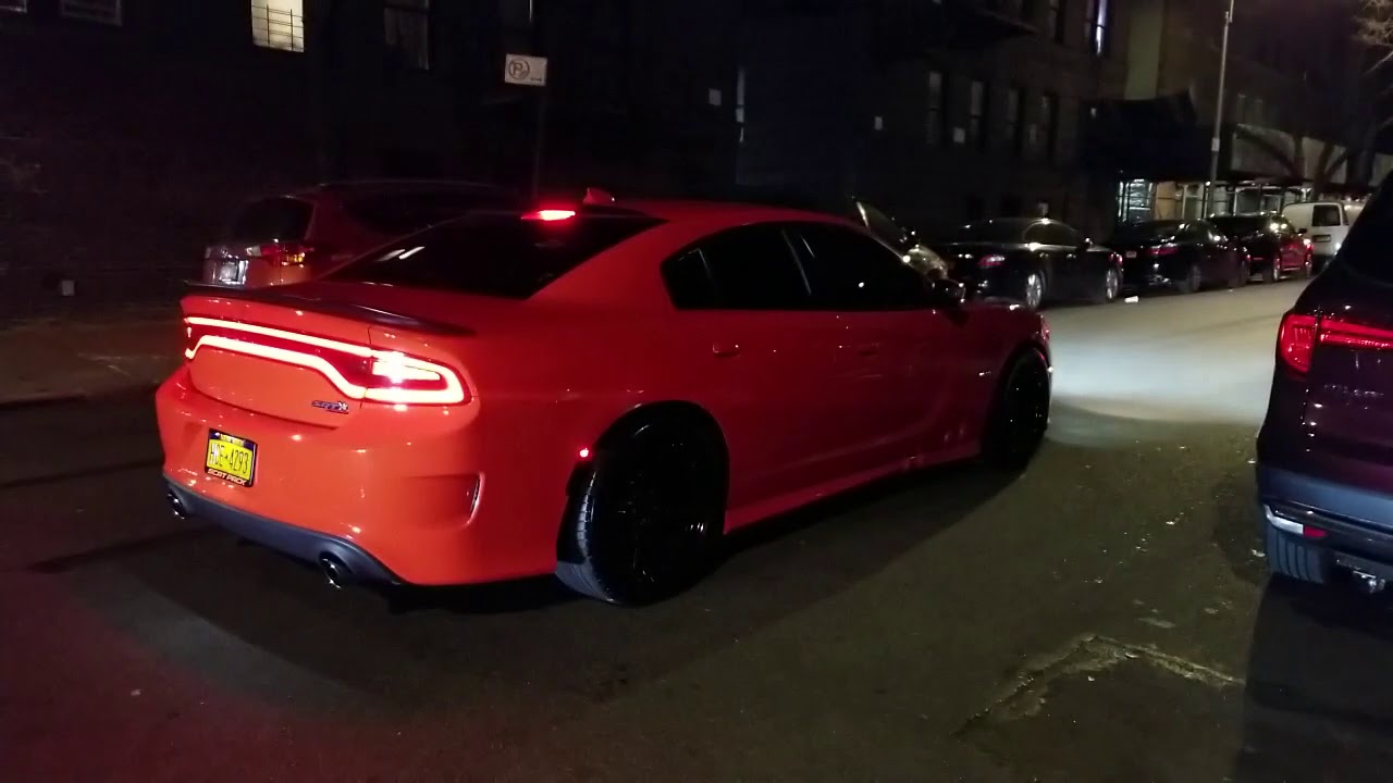 2016 392 dodge charger scat pack quick burnout YouTube