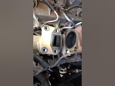 Triton egr valve - YouTube