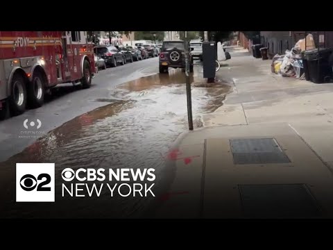 Water floods Brooklyn street after main break