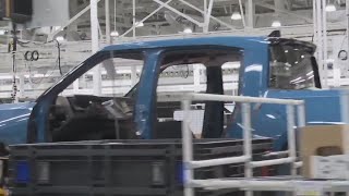 Illinois EV maker falling deeper in debt