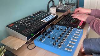 Improvised techno - live looping on TR8S, Lyra 8 and Hydrasynth