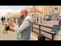 محمد قصراوي فنان الشارع ينشر السعادة في شوارع الإسكندرية بالعزف على الساكسفون محمد قصراوي فنان الشارع ينشر السعادة في شوارع الإسكندرية بالعزف على الساكسفون