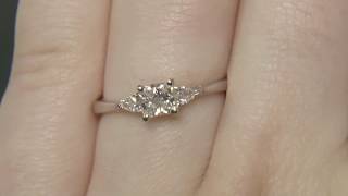 0.70ct Princess Cut And Pear Cut Diamond Trilogy Engagement Ring MD019