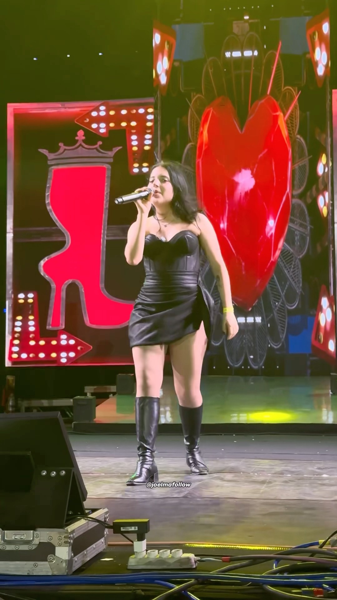 A filha da Joelma descobriu que está grávida