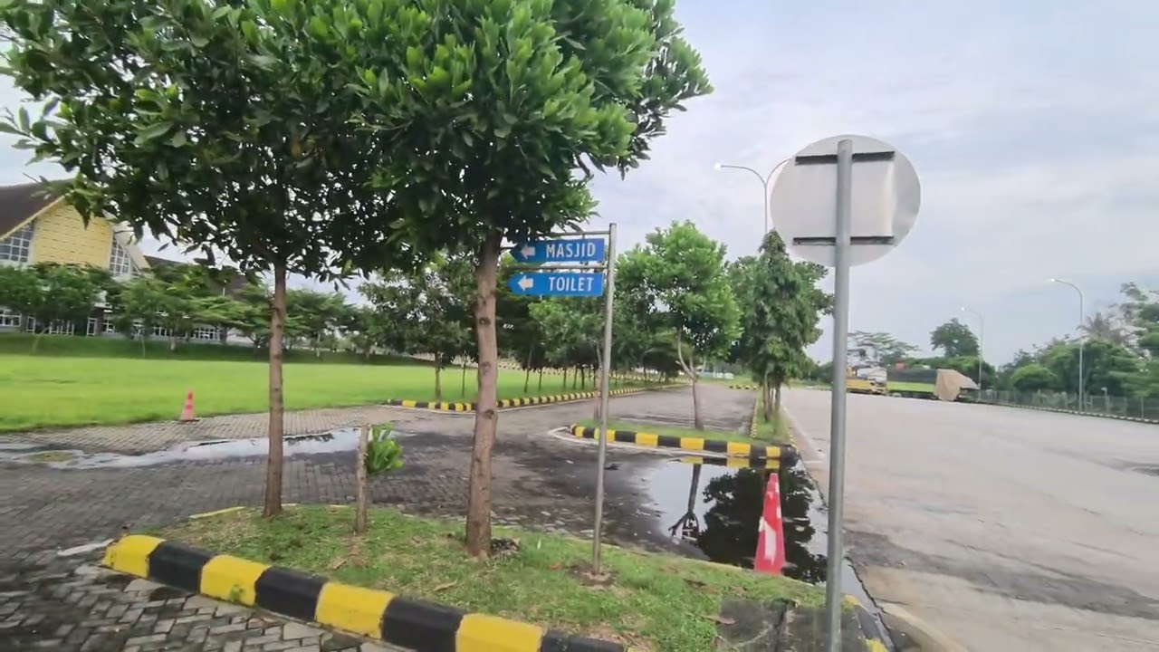 Rest area km 87 tol Sumatera lampung,aman ,nyaman,bersih dan parkiran luas...@omtulangpetualang