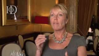 Top tips for outstanding customer service - Tracey Bovingdon