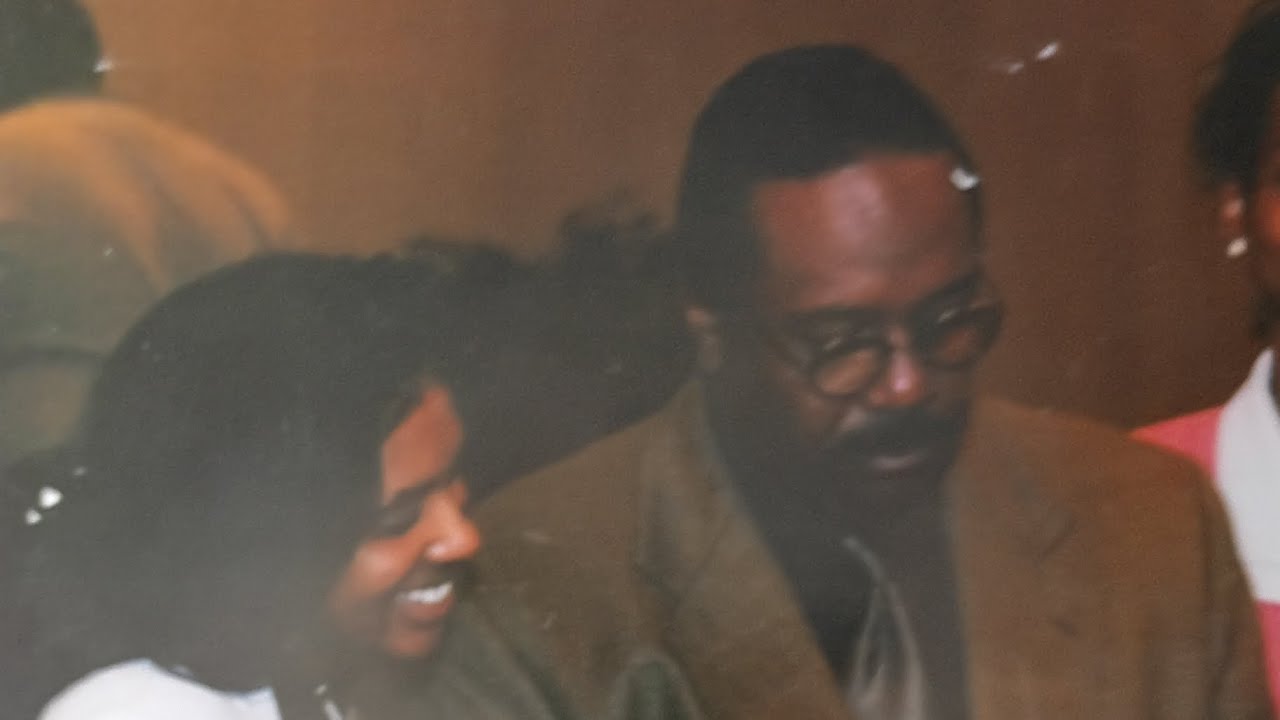 R.L.P /Sheknows. Remembering when she met Desmond Wilson (Dead at 79)