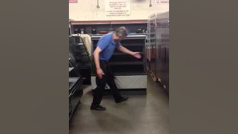 Structural Concepts Impulse Grab n Go Refrigerated Display Case