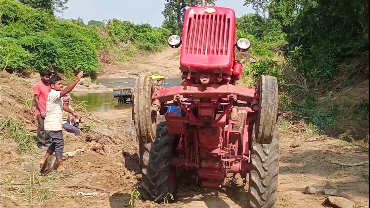 mahindra tractor stunts | tractor unbalancing video | tractor videos