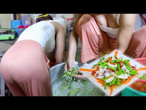 Hot Girl Cooking Stir Fry Squid - 요리하는 아름다운 소녀 - 美しい少女の料理レシピ - Cooking with NYNY