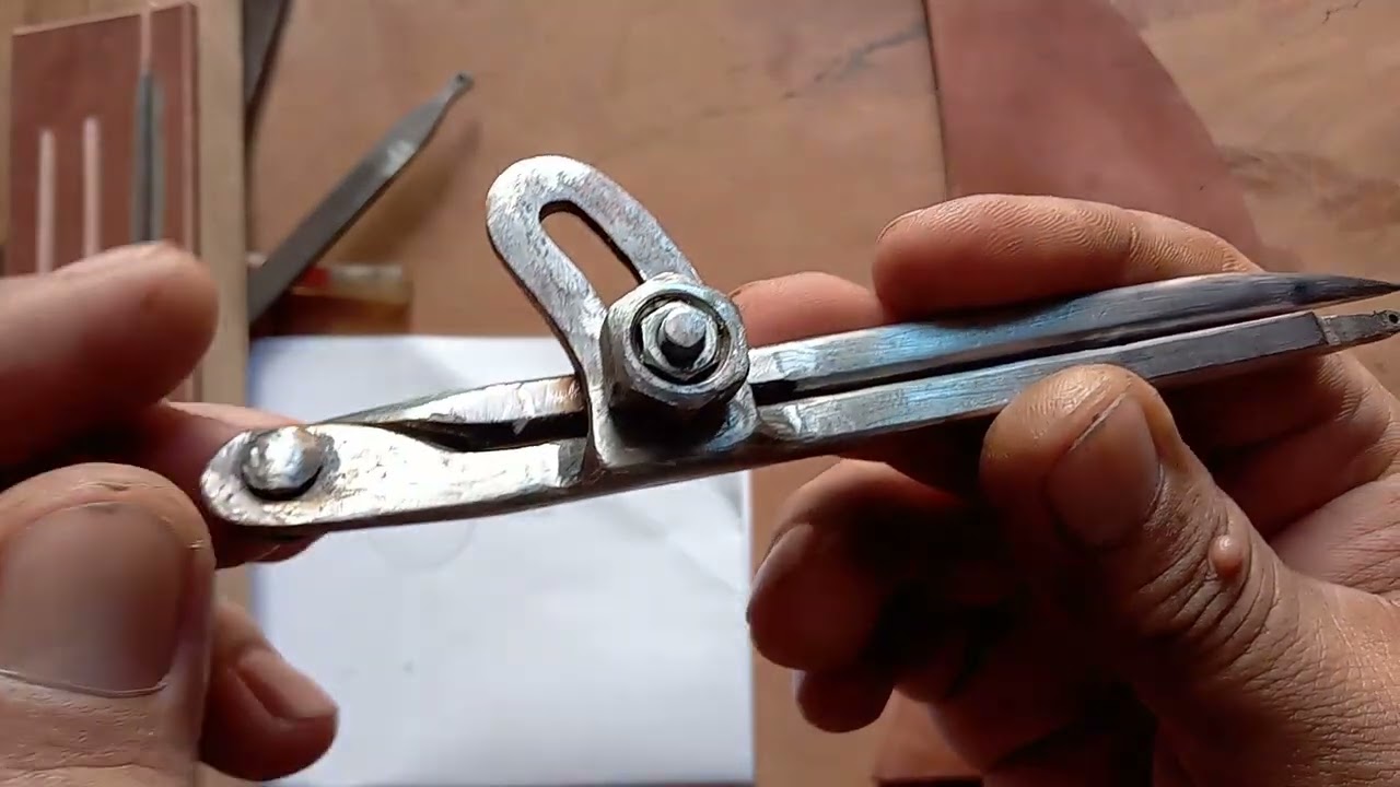 Ferramenta para frisar couro. Dica como fazer.. 