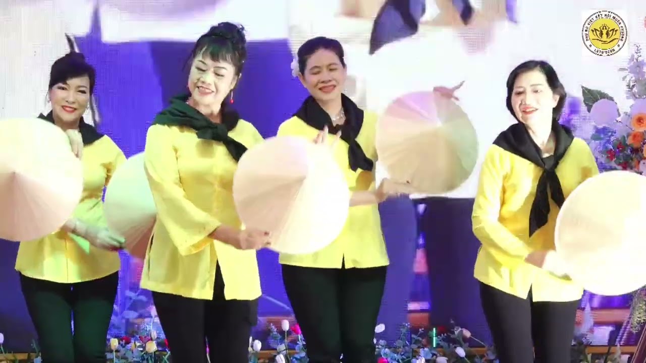 Trên Đồng Lúa Vàng -  Sen Hồng BD - Phụ Nữ Việt Kết Nối Muôn Phương  tại TT Thuý Cải TP Thái Bình 