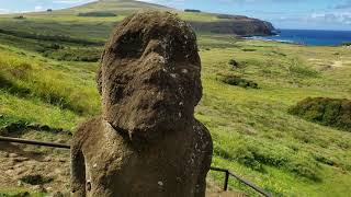 Rano Raraku, la cantera de los moai 4K - Rapa Nui - Easter Island - Mahinatur 2019