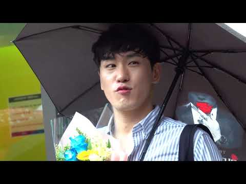 180516 뮤지컬 마마돈크라이 (낮공) _ 조형균 배우님 퇴근길