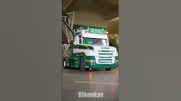RC Scania with green rotating beacons - Schulz Truck Modellbau 💚#osnabrück