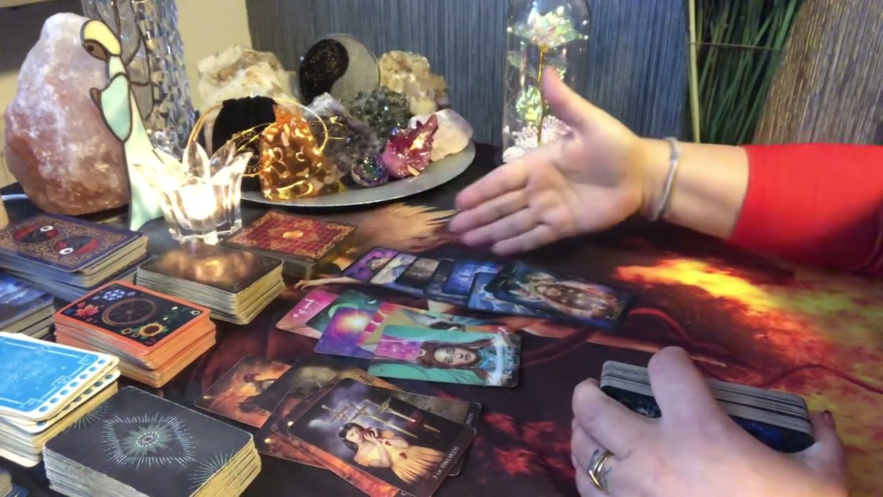 Tarot horoscoop reading maand februari 2024 Kreeft ♋️ Schorpioen ♏️ Vissen ♓️