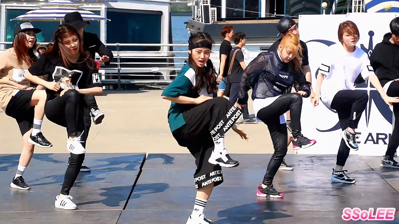 [Fancam] 150524 디아크 (THE ARK) - Call Me Baby (EXO) @ 한강 3pm 직캠 By SSoLEE