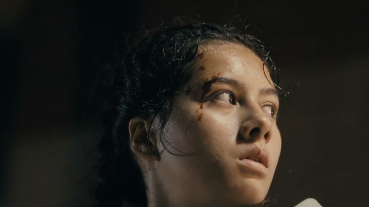 Carol Wilson - Moonlight Streets (Official Video)