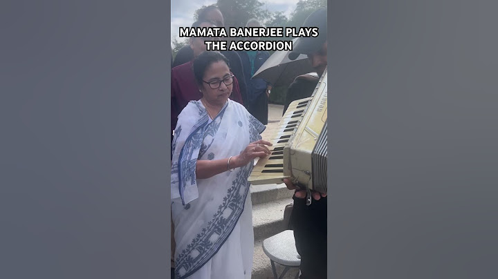Mamata Banerjee Plays ‘Hum Honge Kamyaab’ On An Accordion In Spain’s Madrid #shorts #mamatabanerjee