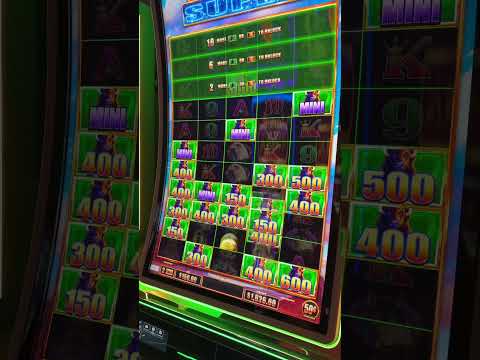 The Buffalo King Strikes Again! #slots #casino #vegas