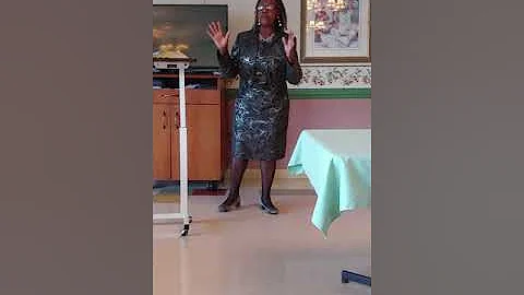 Minister Josephine Saunders
