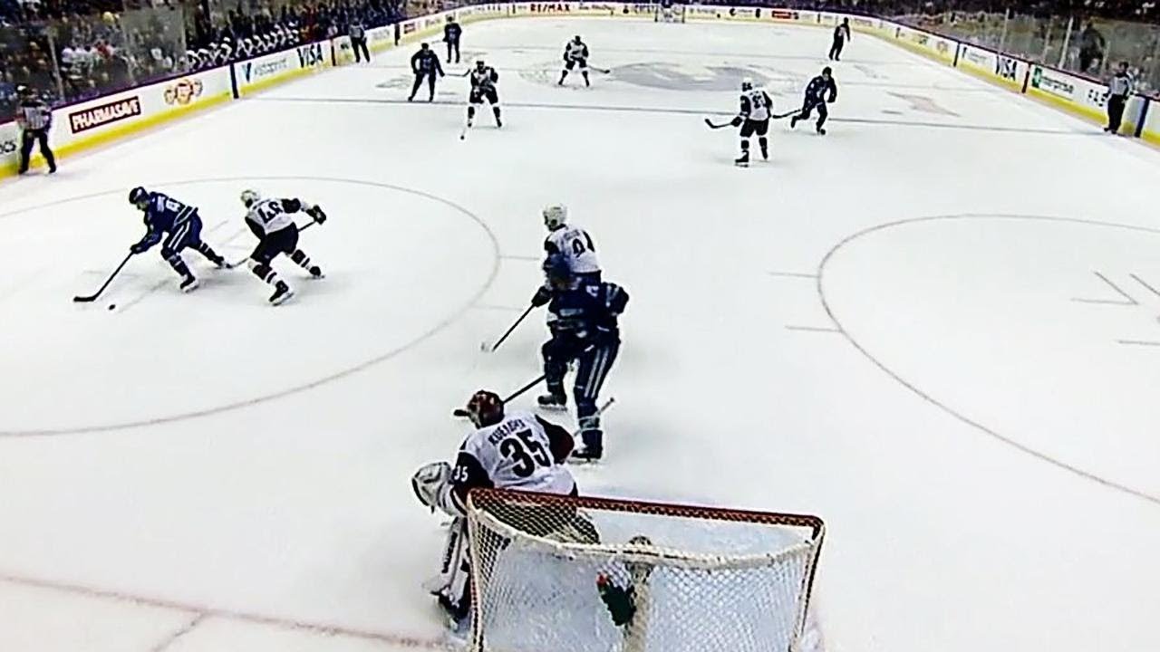 Leipsic’s spin-o-rama backhander embarrasses Coyotes