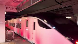 324次自強號(藍3000)美術館站通過(超越3266次區間車(EMU500))