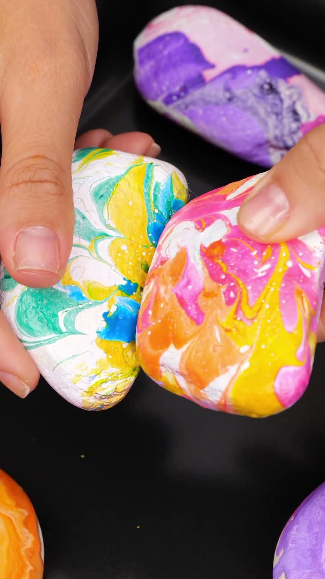 Transforming Rocks into magical crafts #diycraft #5minutecraftskit#craftkit#artoftheday#drawinghacks