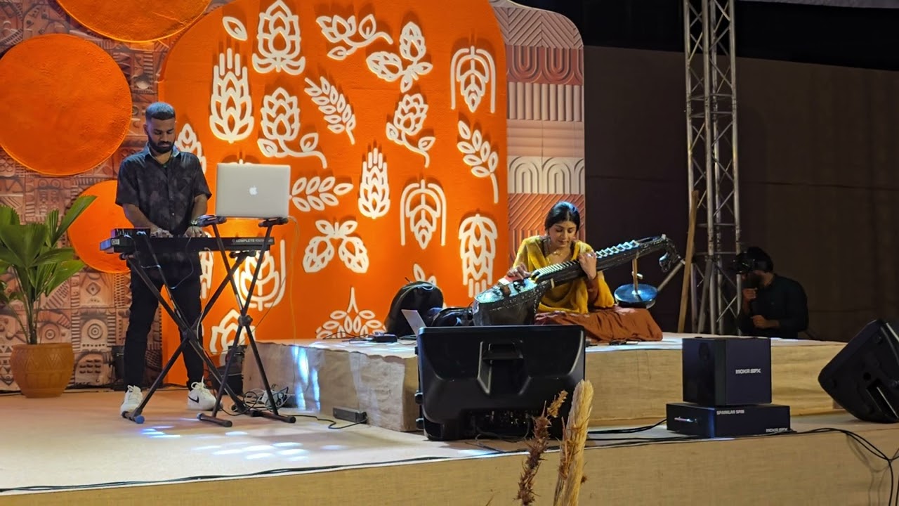 Live performance #Kerala #kathagakalpanaga #surmayiankhiyonmein khiyon #veenasrivani