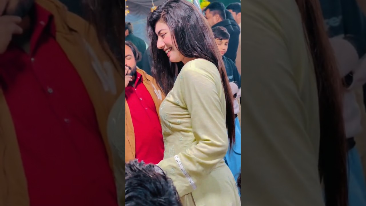 #dance #khattakdance #mehakmalik #wedding #pakistaniactress #unfrezzmyaccount #song