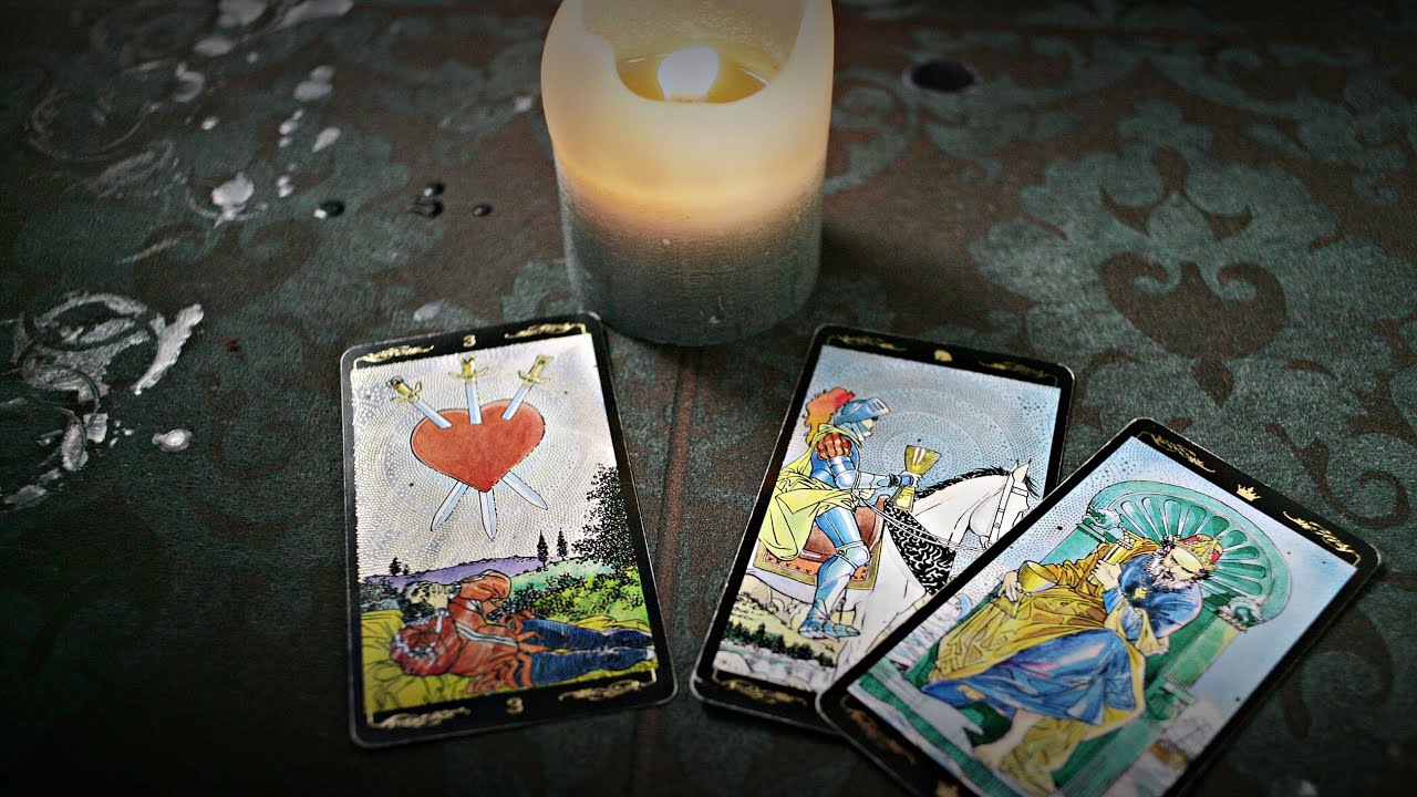 Welche Pläne macht er in Bezug auf dich? Allgemeine Tarot Analyse