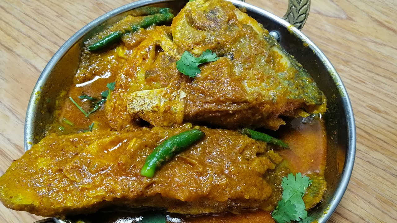 POMFRET FISH CURRY | FISH CURRY RECIPE | POMFRET FISH MASALA - YouTube