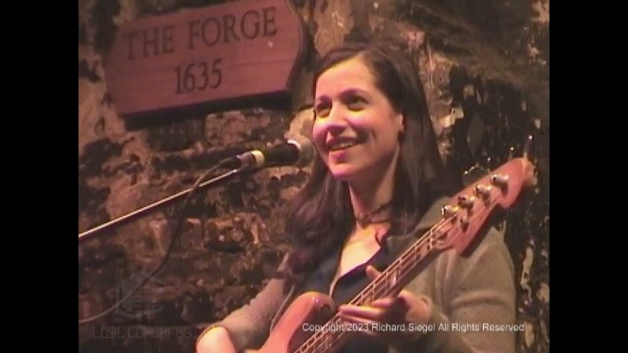 Rachel Loshak sings China Doll live at 12 Bar Club London for Onlinetv by Rick Siegel