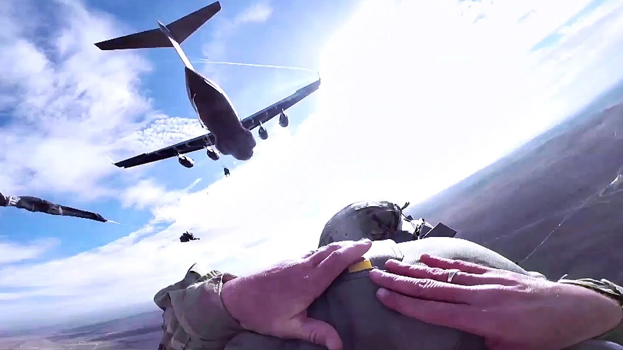 Paratroopers Jump From C 17 Globemaster III Planes YouTube Paratroopers Jump From C 17 Globemaster III Planes YouTube