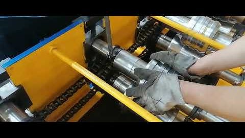 G Purlin machine change size by adjust spacer between rollers manually