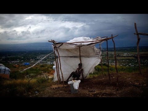 Tilt-Shift, Stop-Motion Squatting In Hillside Haiti