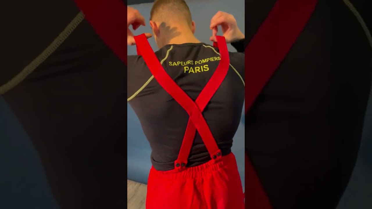LA TENUE DES SAPEURS DES POMPIERS DE PARIS