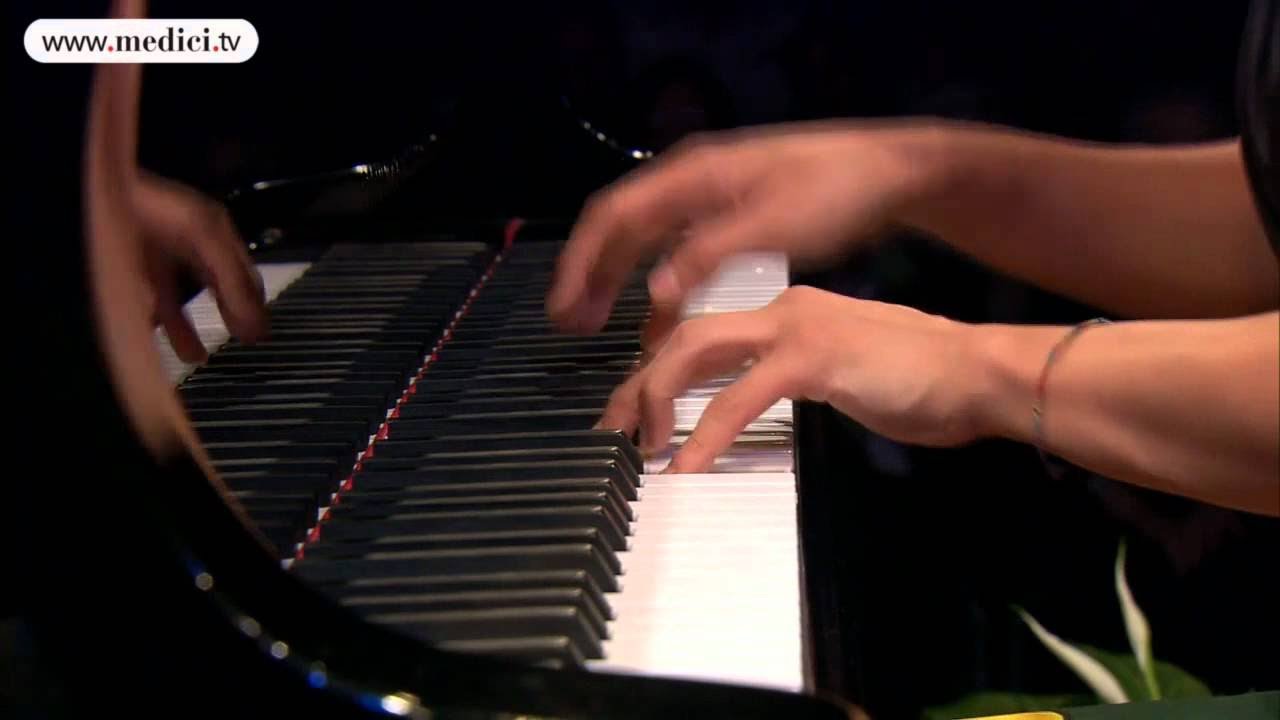 Yuja Wang - Rachmaninov, Piano Concerto No. 2 - YouTube