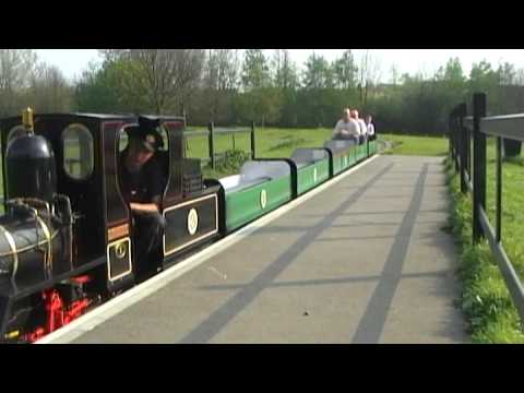 A complete trip around the world famous Swanley New Barn Railway. Alright, maybe not world famous - but we know about it in the UK