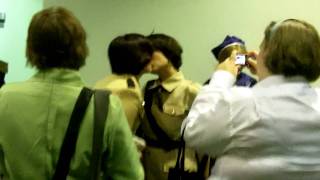 Spain and Romano kiss