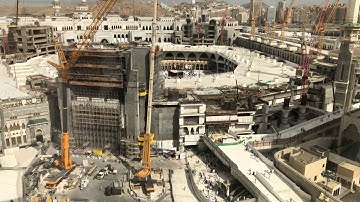 تلاوة جميلة أمام الكعبة الشريفة